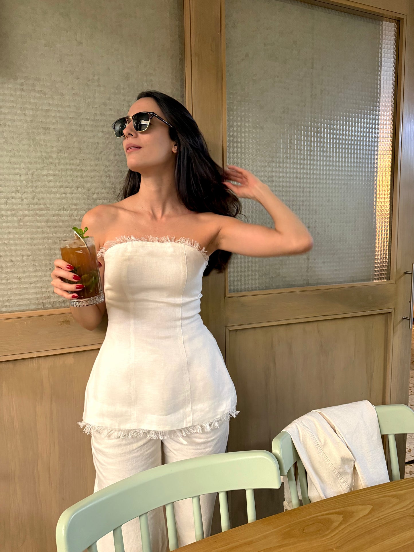 Top Emma Lino