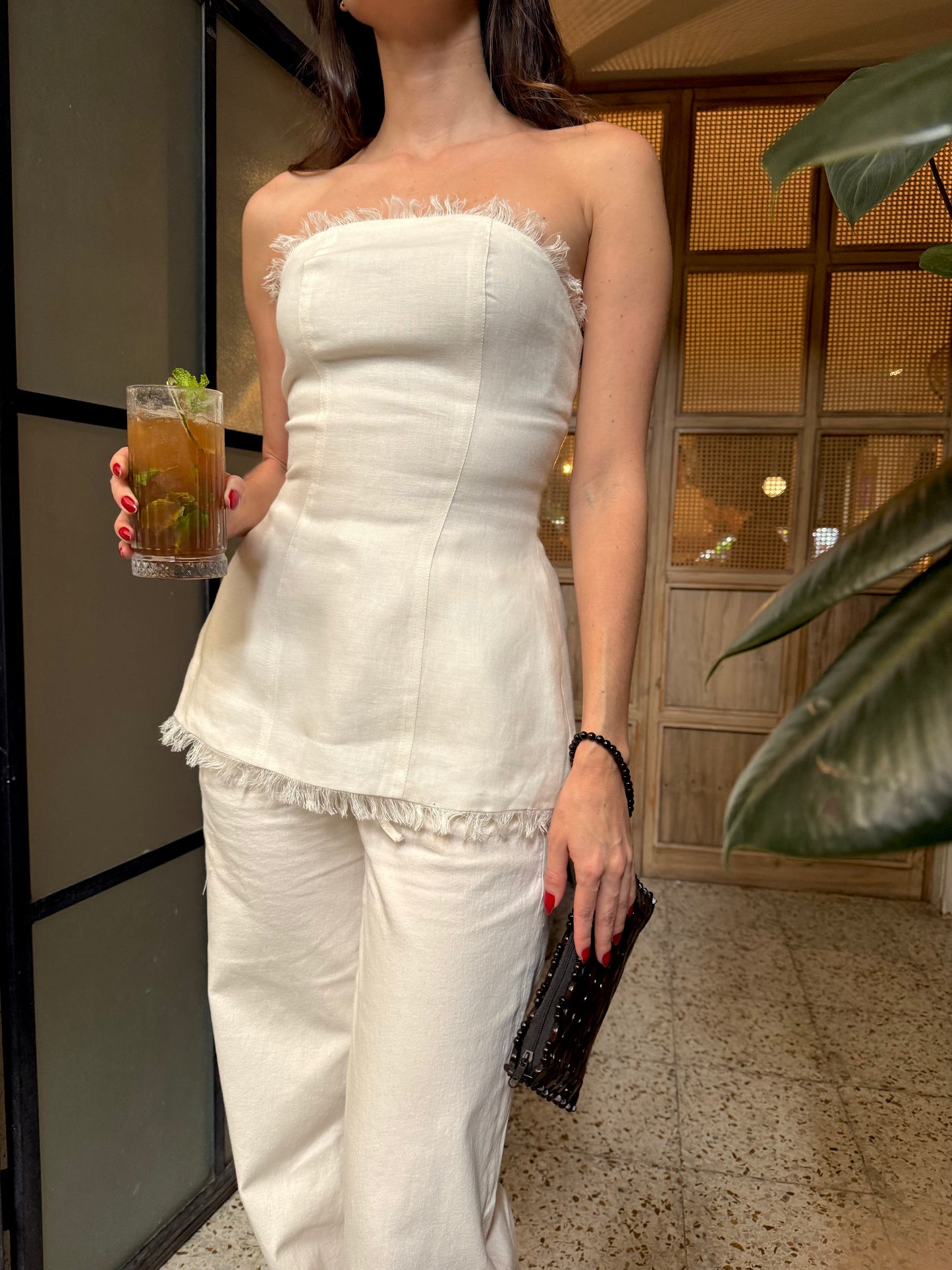 Top Emma Lino