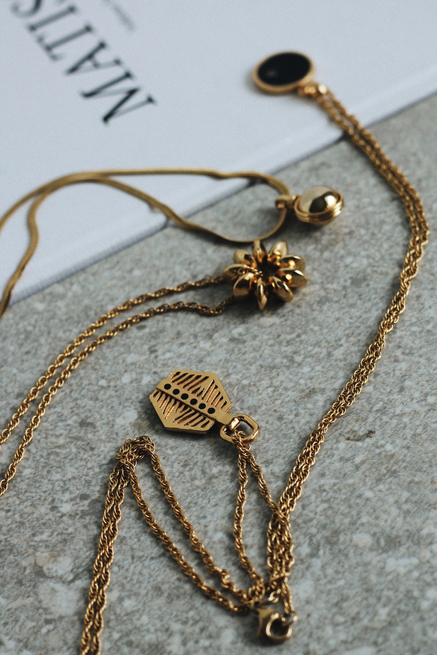 Collar Glass